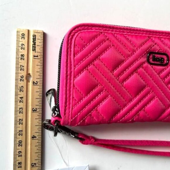 Lug Whirly RFID Wristlet Wallet Powerful Pink - Micro Houndstooth Pink Interior - Picture 9 of 12